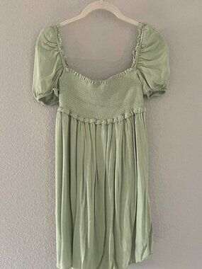 Aritzia Sunday Best Hadley Dress Puff Sleeve Babydoll Sagebrush Green Size XS